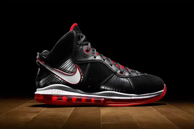 chaussure nike lebron 8
