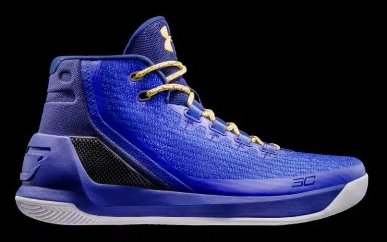 chaussure under armour stephen curry 3