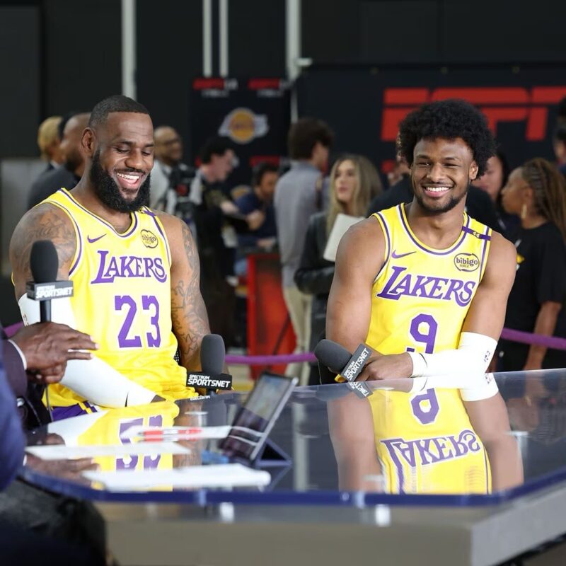 los angeles lakers maillots joueurs histoire