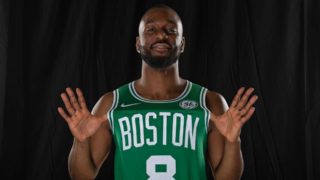 Image de l'article Nike présente le maillot officiel des Boston Celtics à l’extérieur : la “Icon Edition”