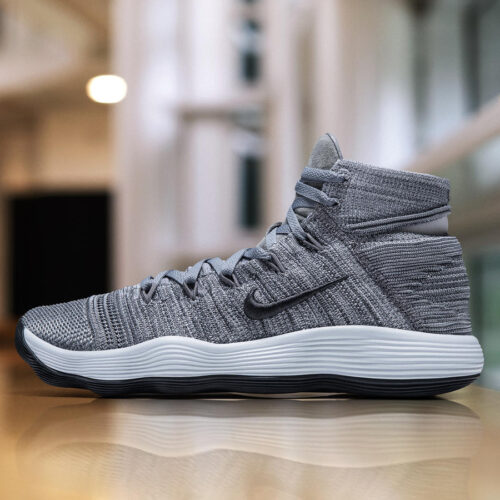Image de l'article Nike Hyperdunk : l'histoire de la légendaire chaussure de basket de Nike