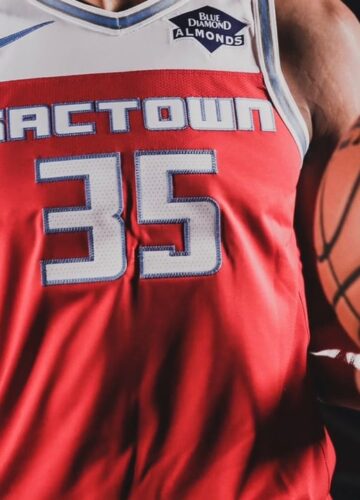 Image de l'article Nike et les Sacramento Kings dévoilent les maillots officiels de la franchise pour 2019-2020