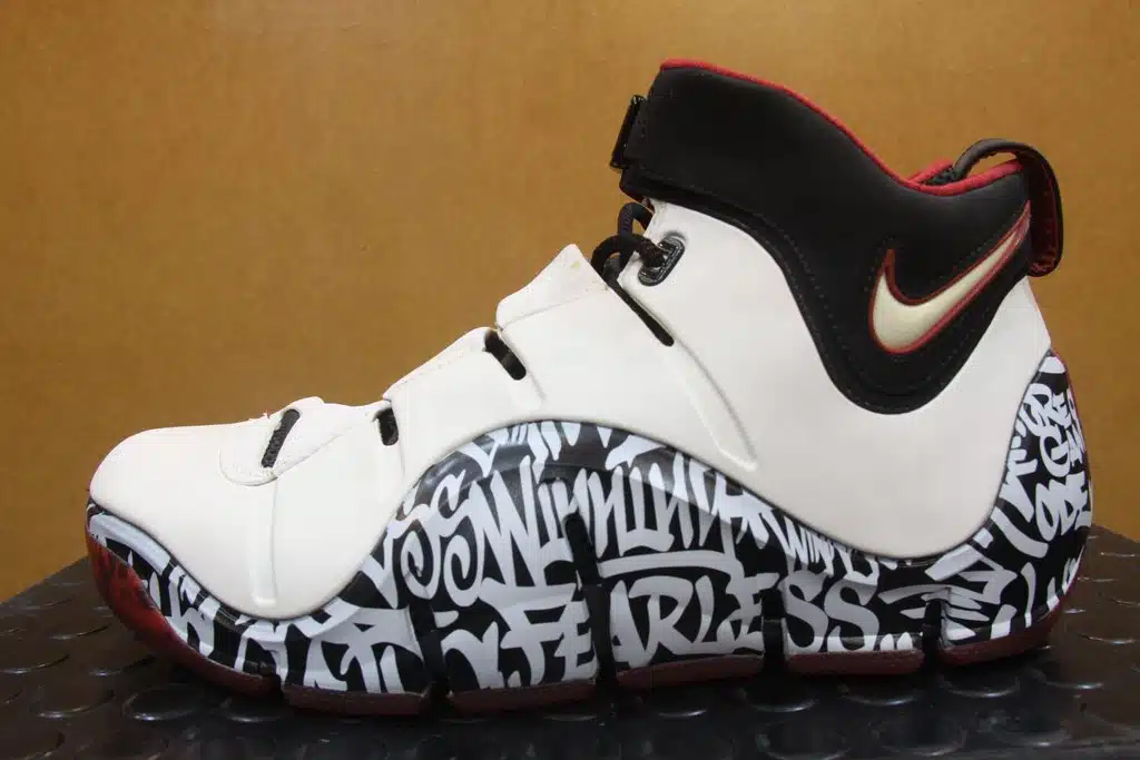 nike lebron 4 graffiti