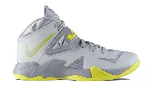 nike lebron soldier 7