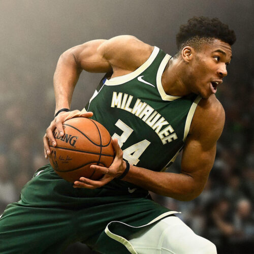 Image de l'article Construite pour l'attaque, la Nike Zoom Freak 2 de Giannis Antetokounmpo débarque
