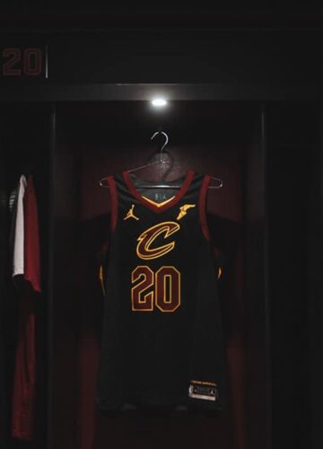 Image de l'article Les Cavaliers dévoilent leur maillot Statement 2020-2021 Jordan Brand sur fond d'autodérision