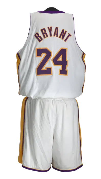 maillot kobe bryant smithsonian museum