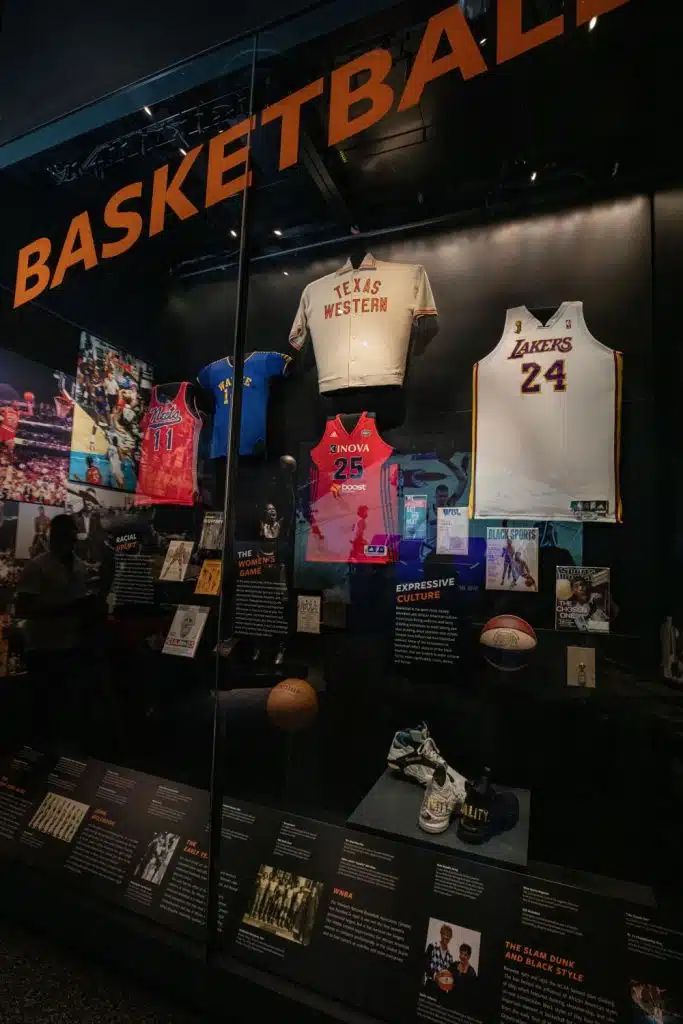 maillot kobe bryant smithsonian museum