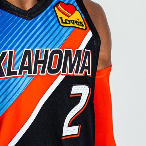Image de l'article Le maillot City du Thunder d'OKC en hommage à l'Oklahoma