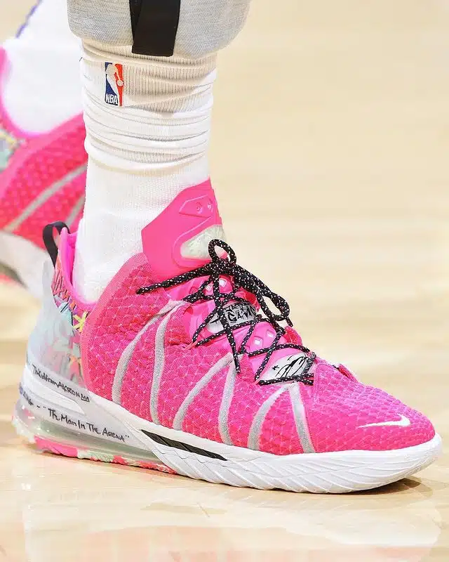 lebron 18 nike lebron james