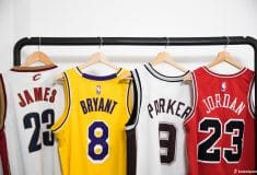Image de l'article NBA Auctions : une plateforme dédiée aux enchères de maillots NBA !