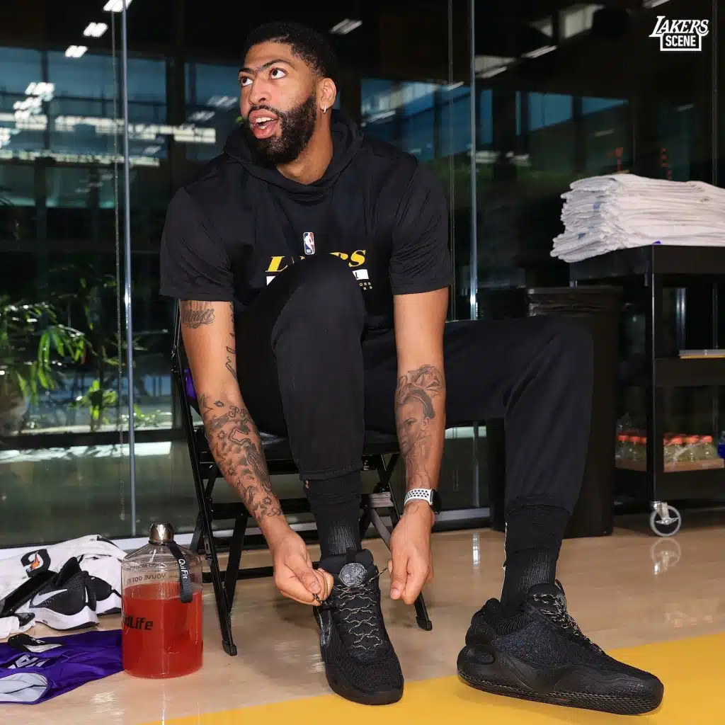 nike cosmic unity anthony davis