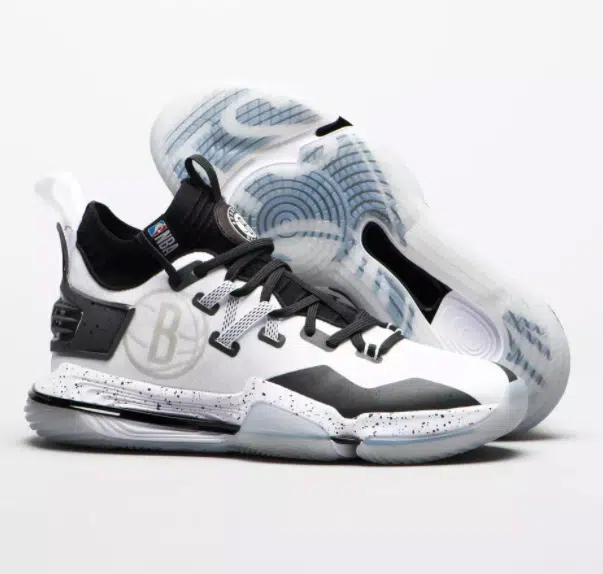 chaussure tarmak decathlon brooklyn nets