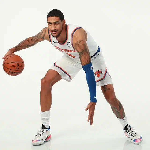 obi toppin rejoint jordan brand