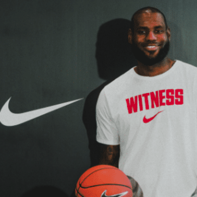 quel contrat entre lebron james et nike
