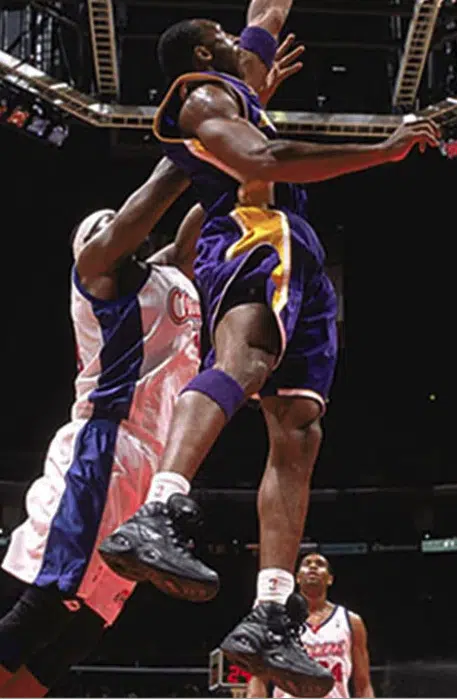 kobe bryant chaussure 2002 2003 reebok question