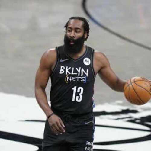 Image de l'article Maillot de James Harden : pourquoi le maillot numéro 13 ?