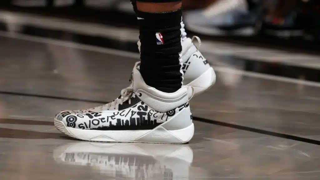 k8iros spencer dinwiddie
