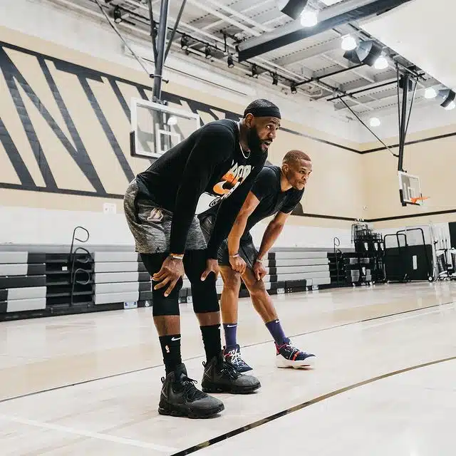lebron 19 black