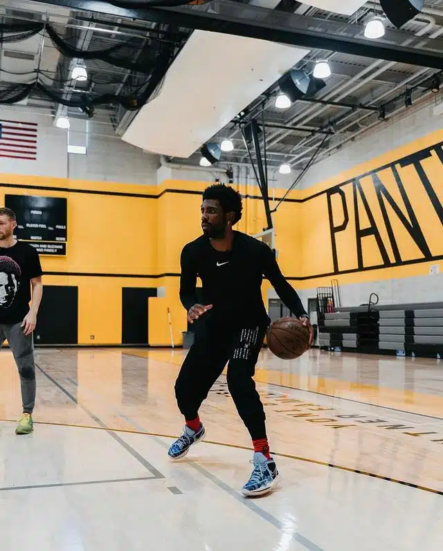 kyrie 8