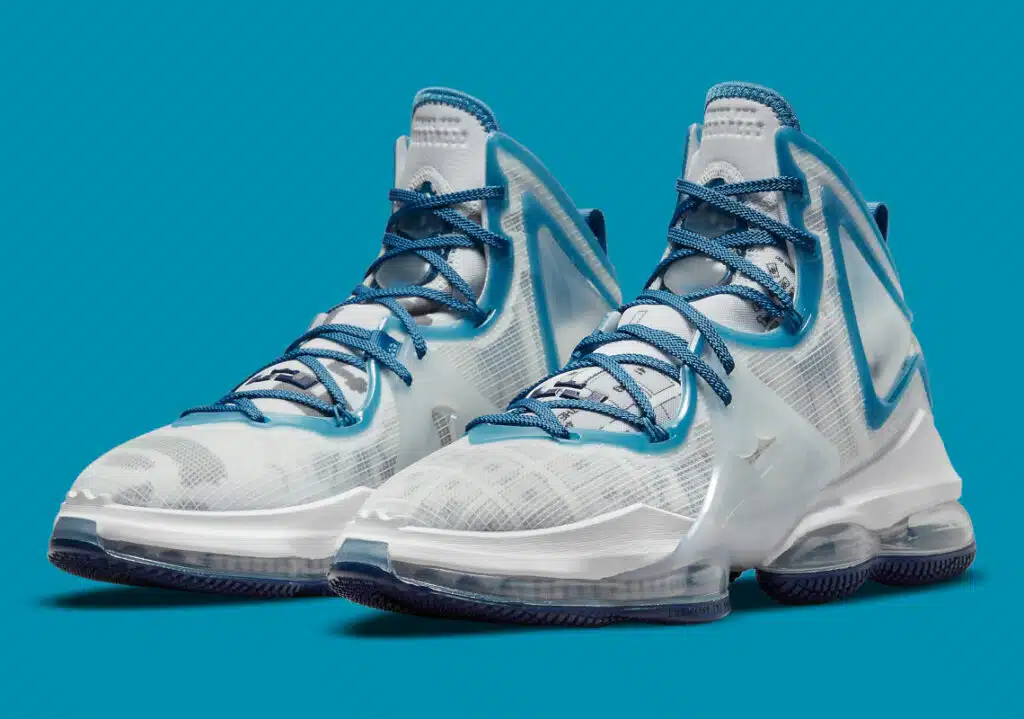 lebron 19 space jam