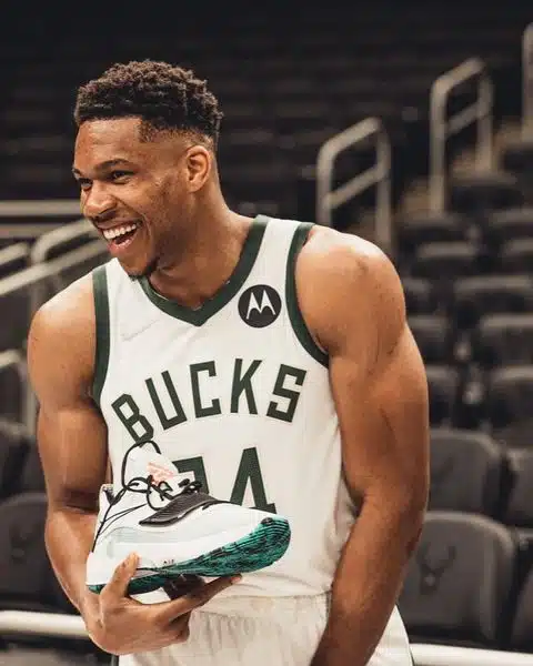 chaussure zoom freak 3 pendant nba media day