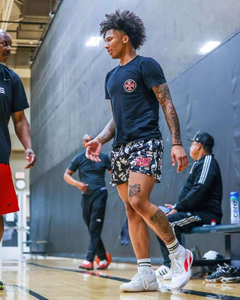 Mikey Williams et Puma signent un contrat ! basketpack.