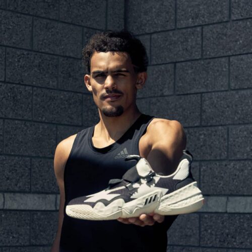 Image de l'article Trae Young 1 : la signature commercialisée par adidas