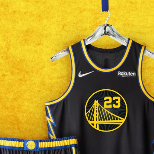 Image de l'article Edition City 2021-2022 du maillot des Golden State Warriors : 75 ans d'histoire