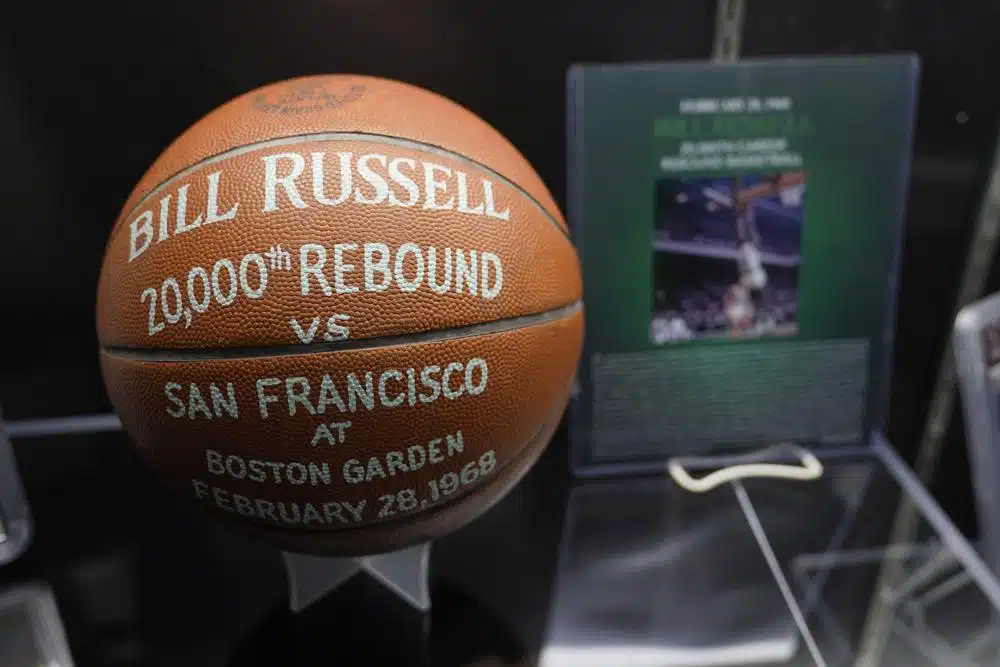 maillot bill russell 1 million dollars