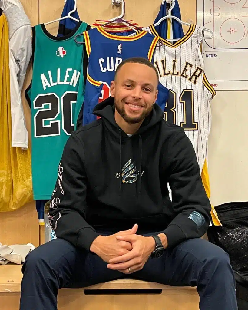 pourquoi stephen curry a quitte nike en 2013