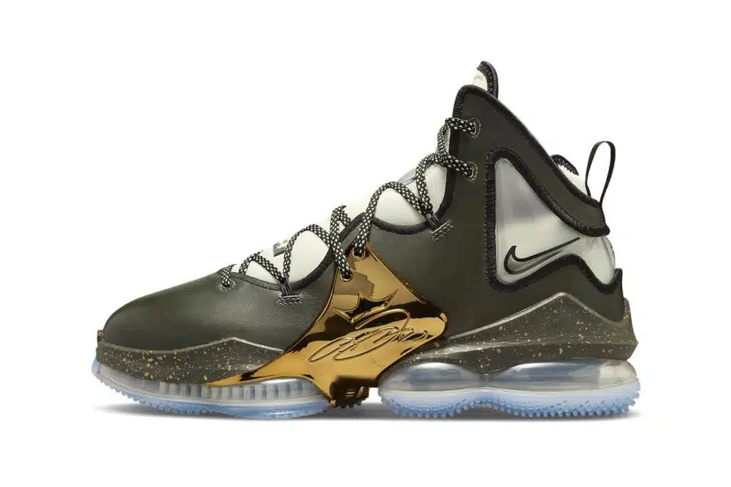 nike lebron 19 chosen 1