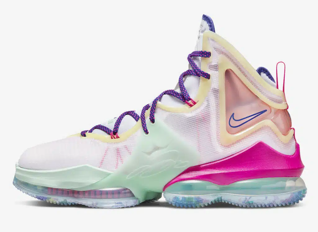 lebron 19 valentine's day saint valentin