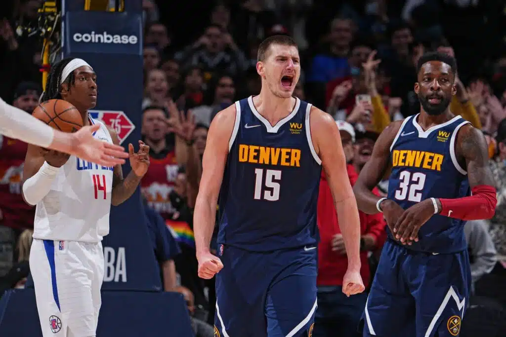 pourquoi nikola jokic n a pas de chaussure signature