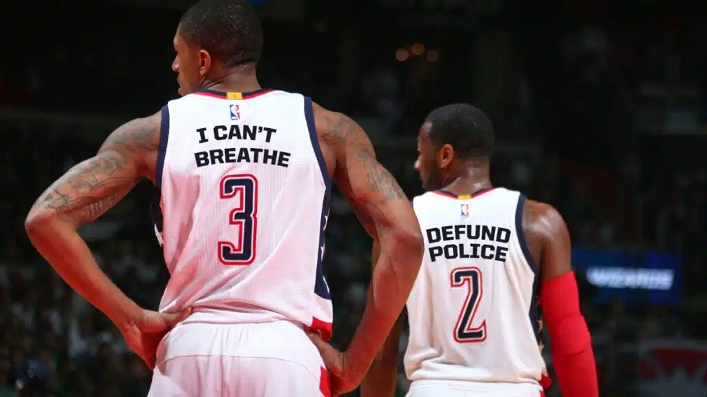 depuis quand nom joueur sur maillot nba officiel