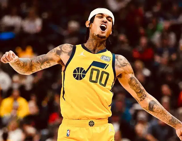 jordan clarkson nba sneaker free agent quel equipementier chaussure contrat