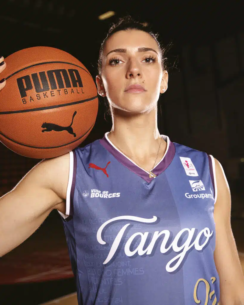 puma tango bourges basket maillot denonce violences faites aux femmes