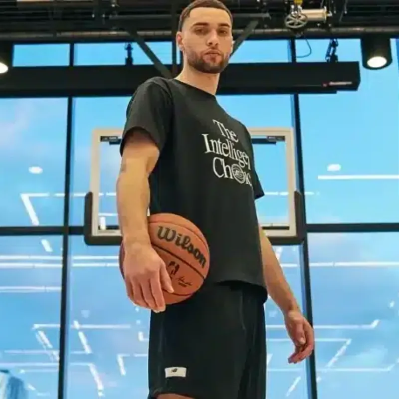zach lavine rejoint new balance