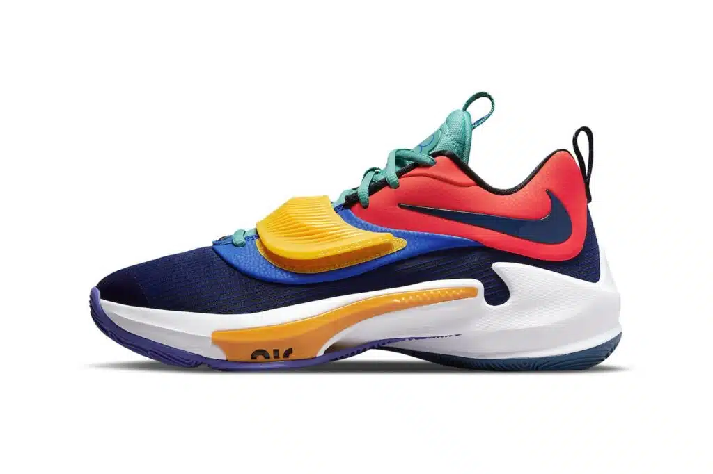 zoom freak 3 antetokoun bros