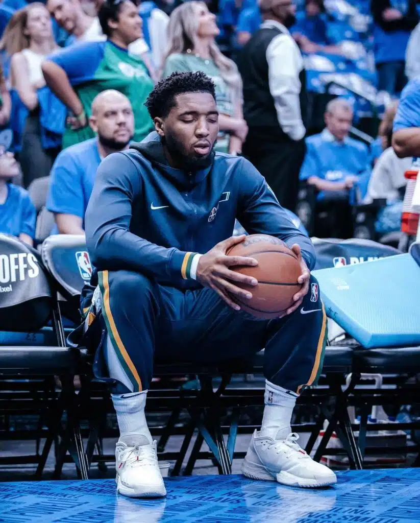 don issue 4 adidas donovan mitchell