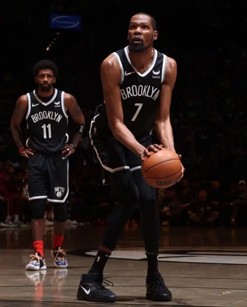 kd 15 playin cavaliers nets 