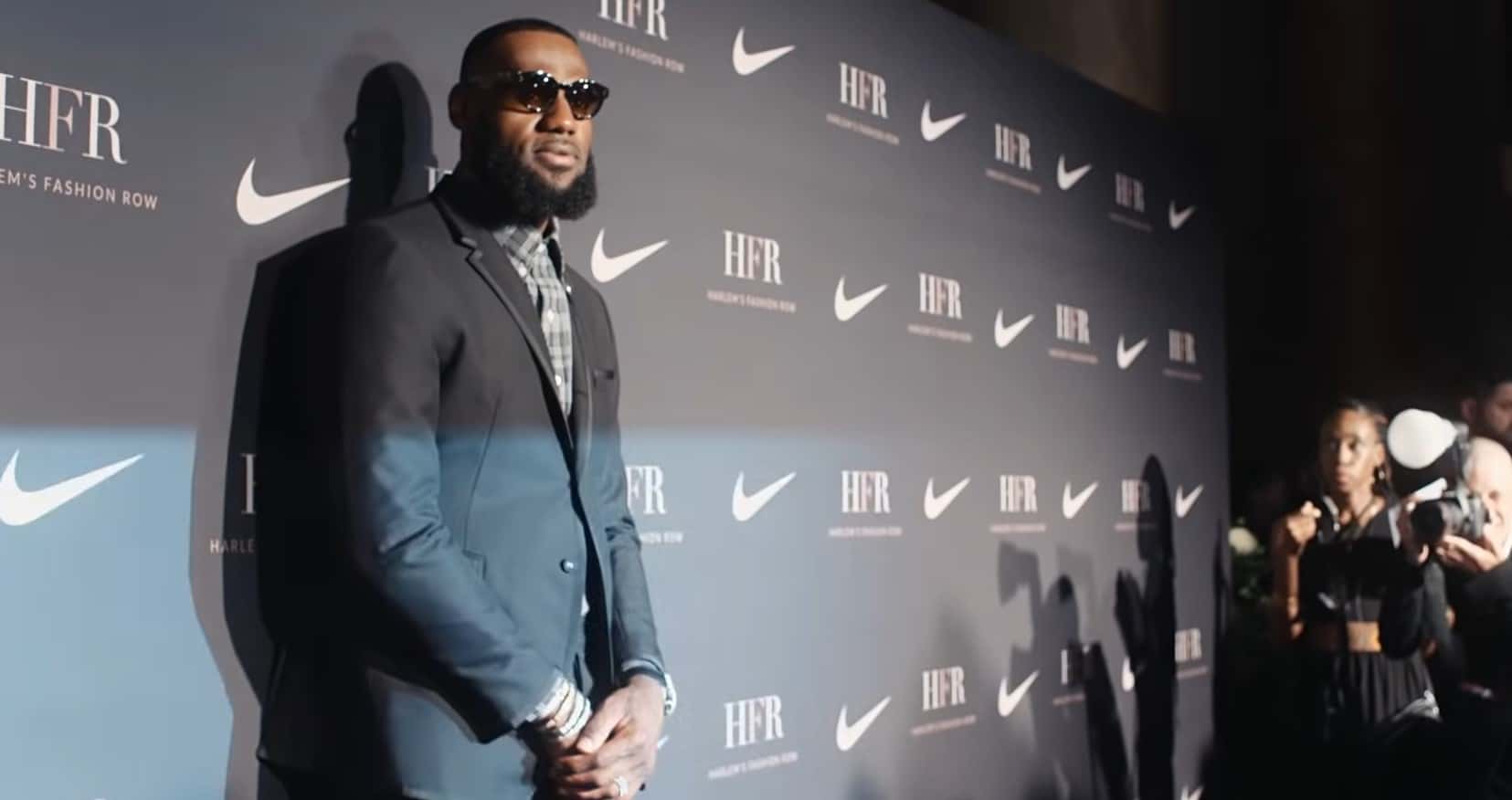 chaussure lebron james 2018 prix