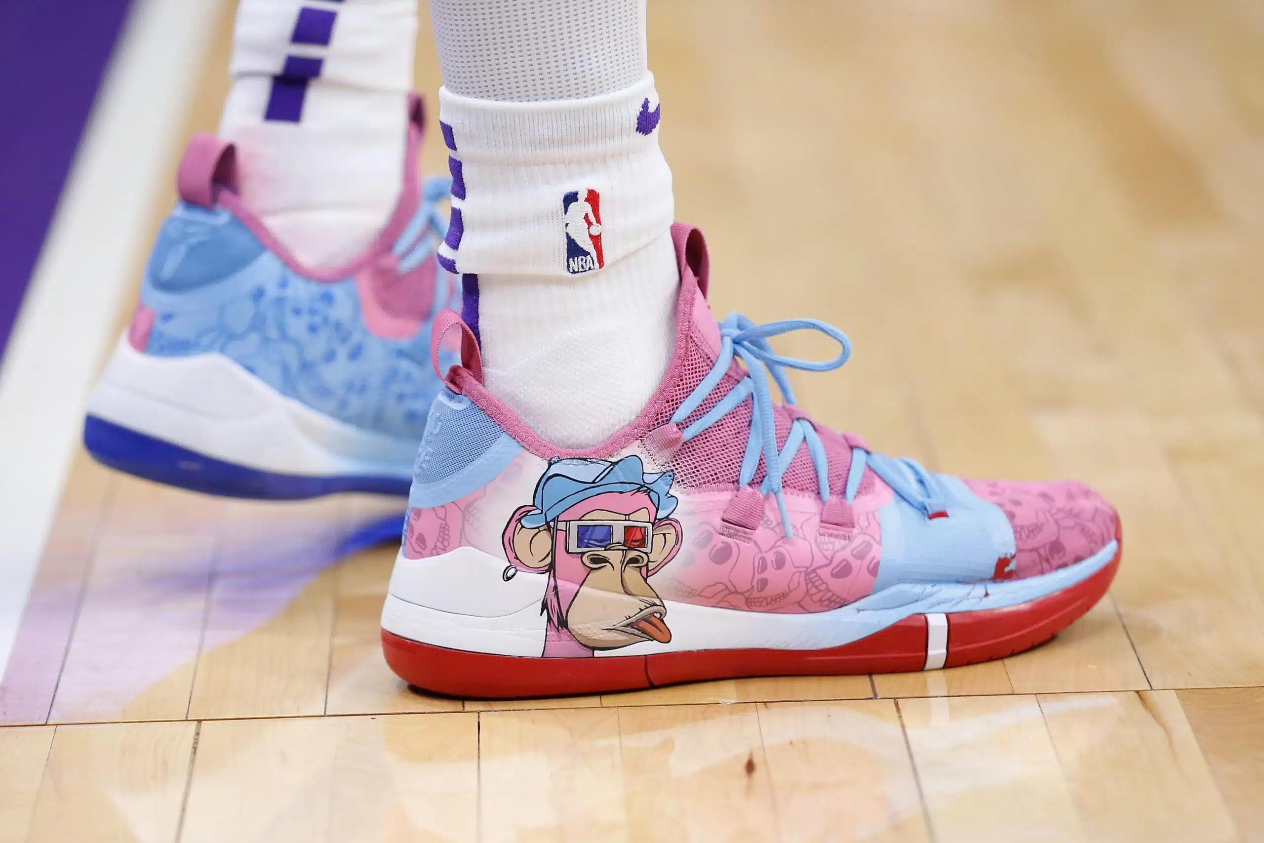 chaussures nba nft