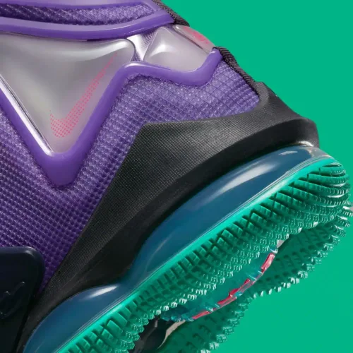 Image de l'article LeBron 19 