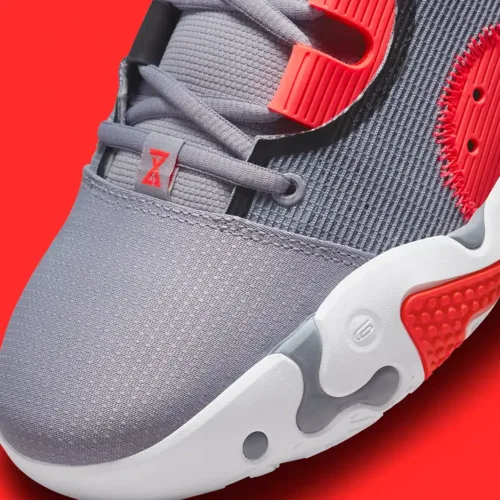 Image de l'article PG 6 Infrared : un coloris pour fêter le retour de Paul George !