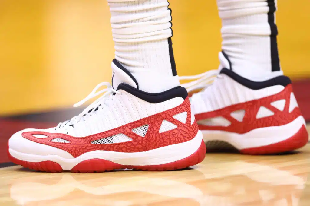 chaussures pj tucker playoffs 2022