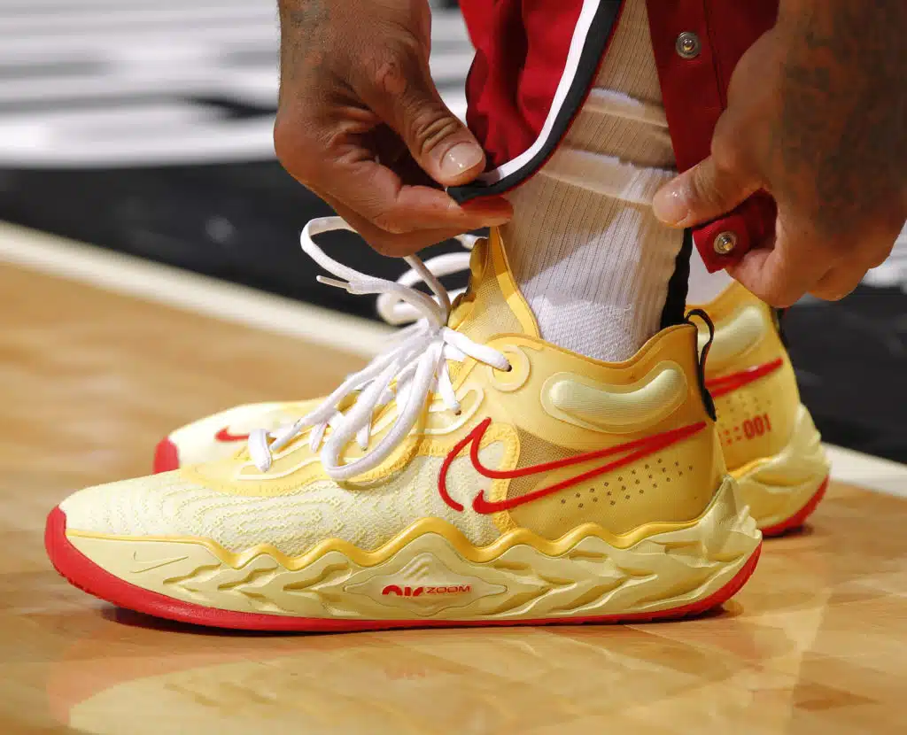 chaussures pj tucker playoffs 2022