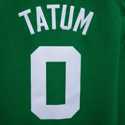 Image de l'article Maillot de Jayson Tatum : le shooting basketpack !