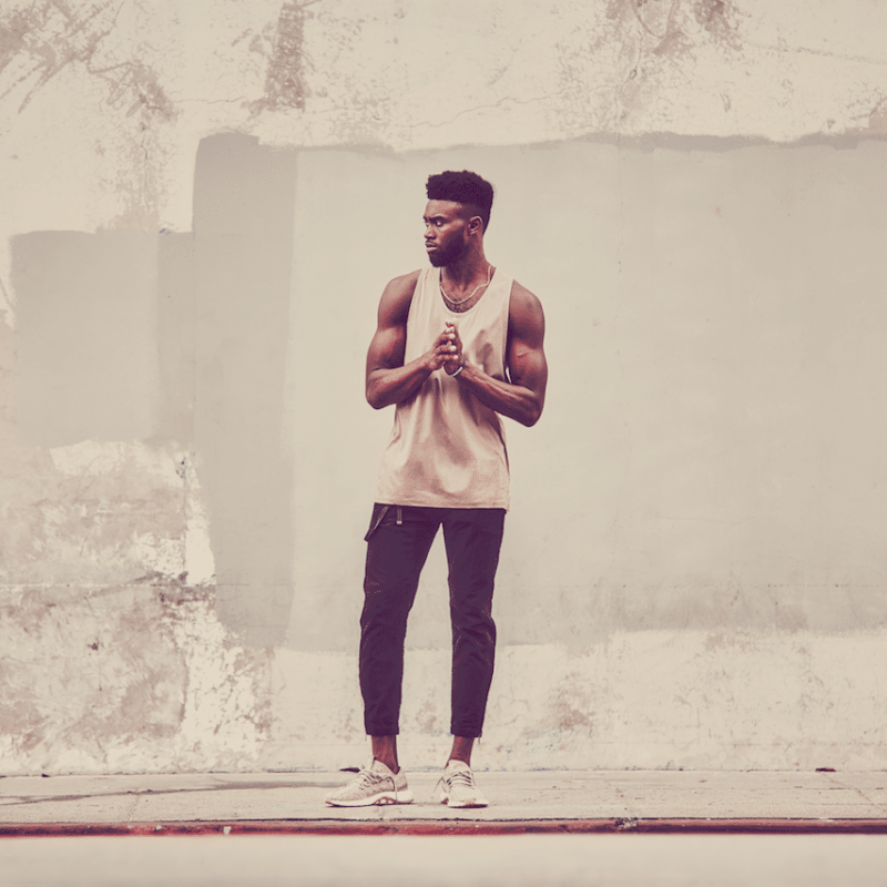 pourquoi jaylen brown sneaker free agent pas de contrat chaussure