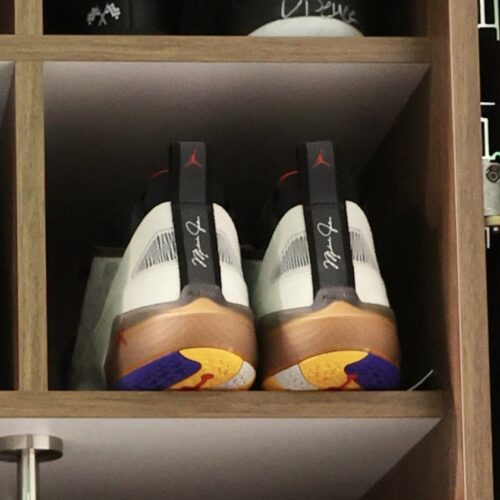 Image de l'article Jordan 37 : première apparition officielle dans le vestiaire de Jayson Tatum !